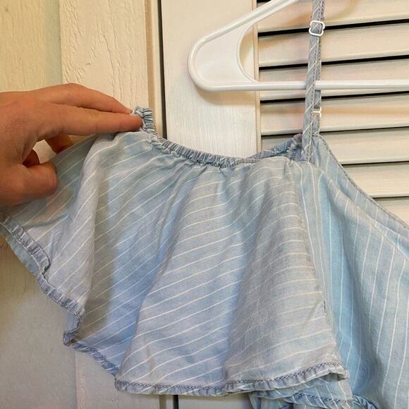 Romeo + Juliet‎ pinstripe cold shoulder mini dress - Picture 6 of 12